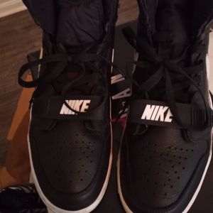 Mens Air Jordan Legacy 312 Black White Cement av3922-001 11.5